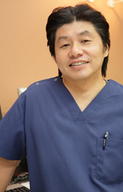 鈴木歯科医院 院長　鈴木真名